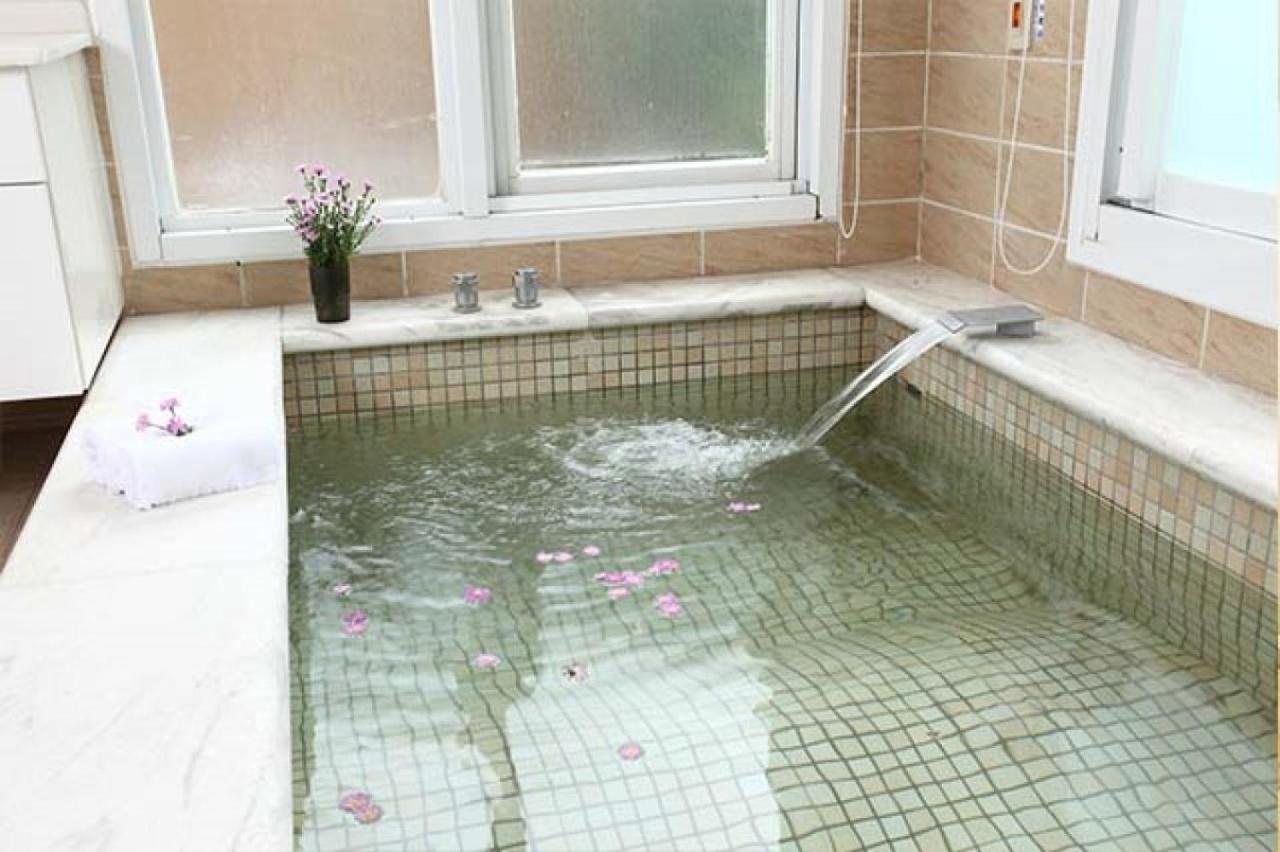 Hotspring World Wulai Hotel Exterior photo